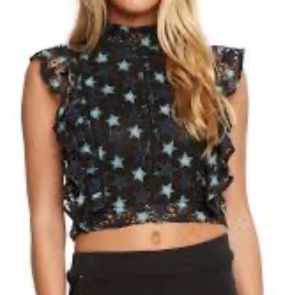 Willow & Clay blue star lace top
